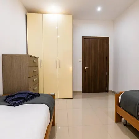 Appartement 2-bed Ph Private Rooftop Jacuzzisea Views *